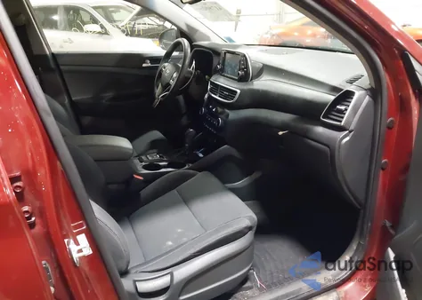 2020 Hyundai Tucson Value z USA, uszkodzony, nr VIN KM8J3CA40LU163884